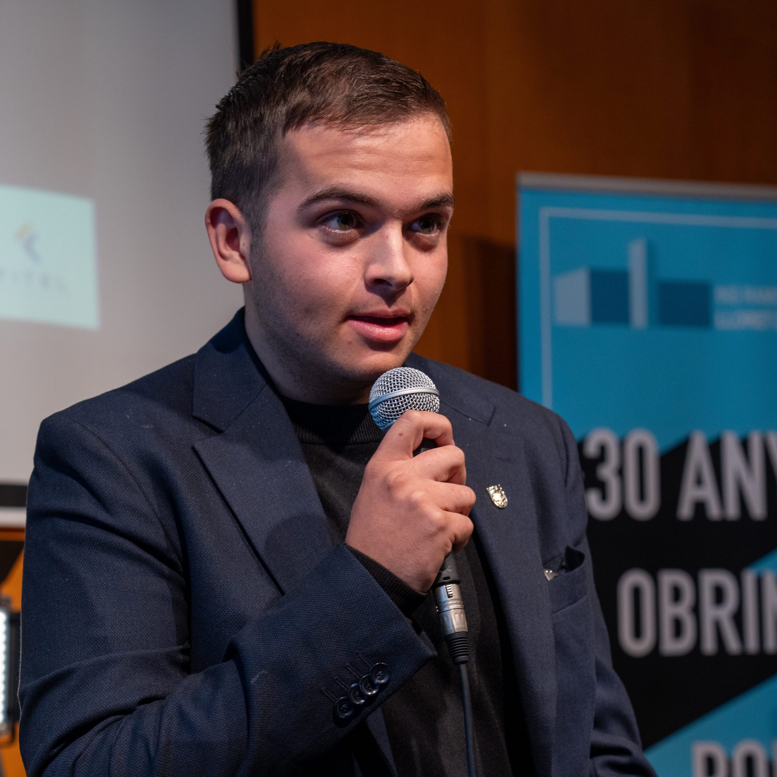 Àlex Medina en una presentació